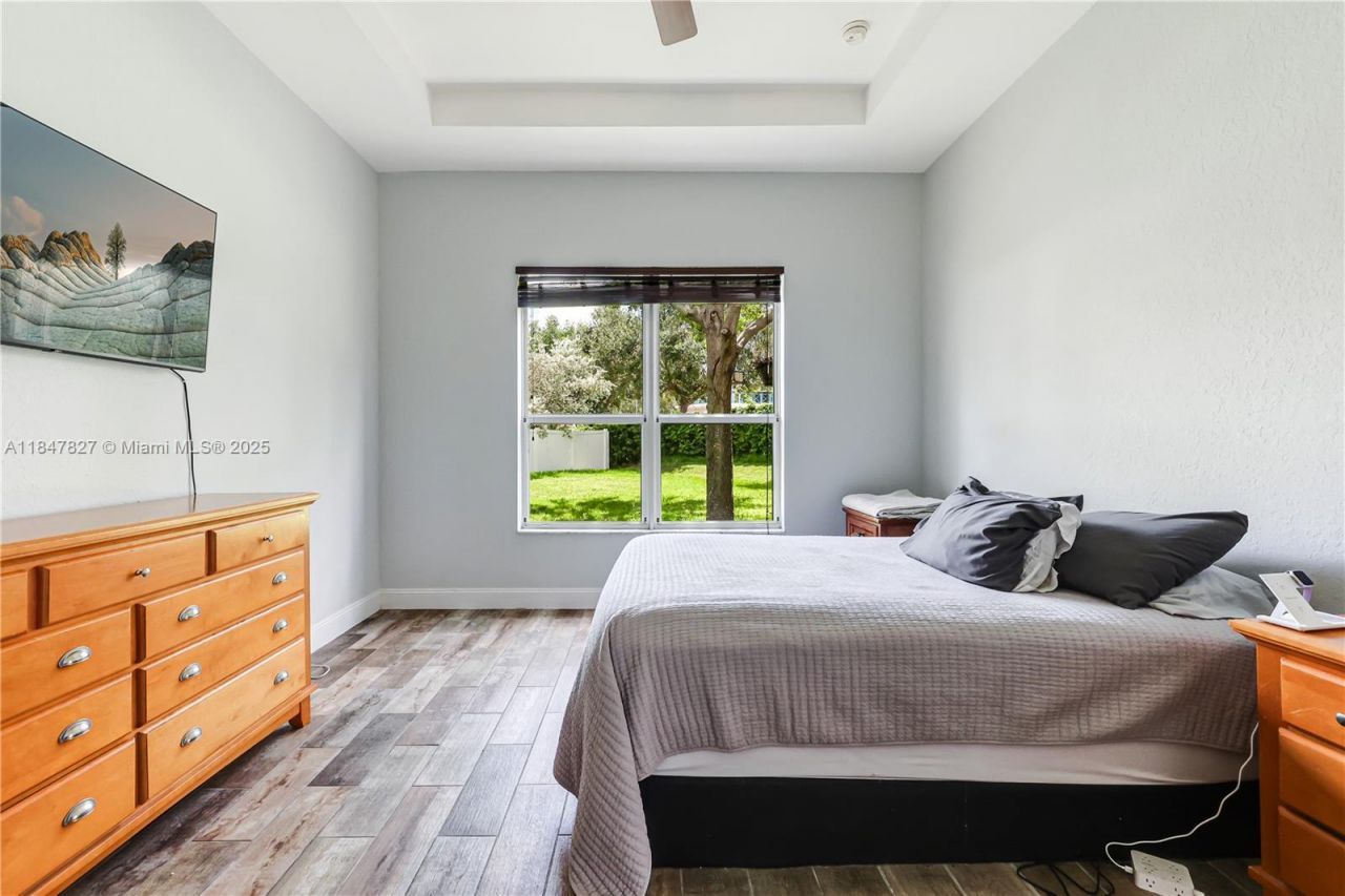 3910 NE 10th Dr, Homestead, FL 33033 Photo