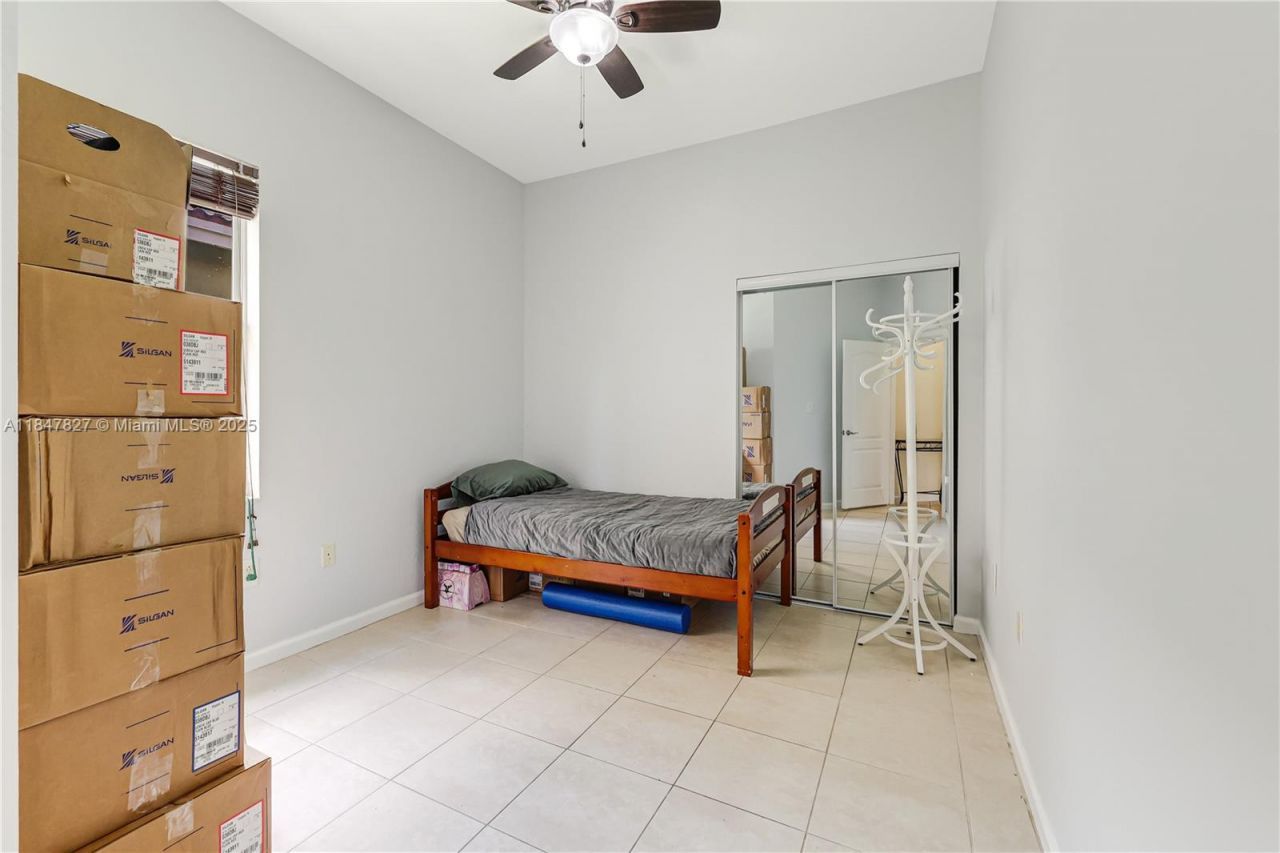 3910 NE 10th Dr, Homestead, FL 33033 Photo