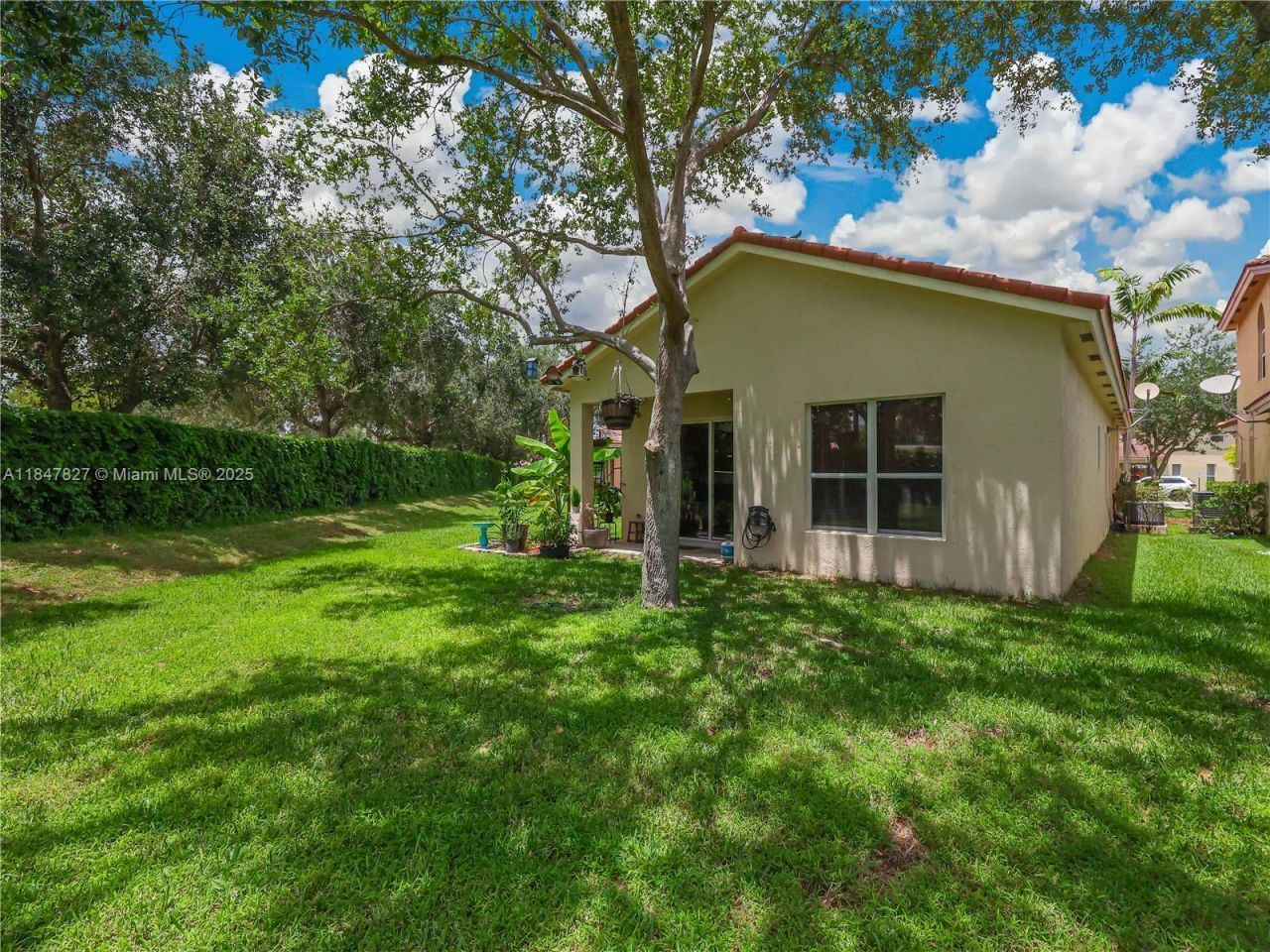 3910 NE 10th Dr, Homestead, FL 33033 Photo