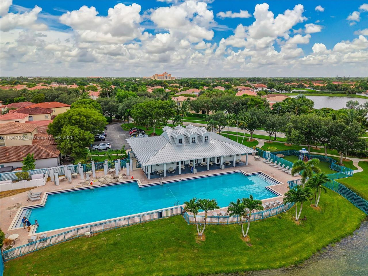 3910 NE 10th Dr, Homestead, FL 33033 Photo