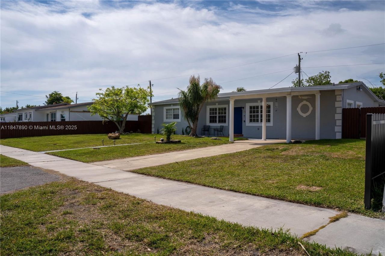 10120 Nicaragua Dr, Cutler Bay, FL 33189 Photo