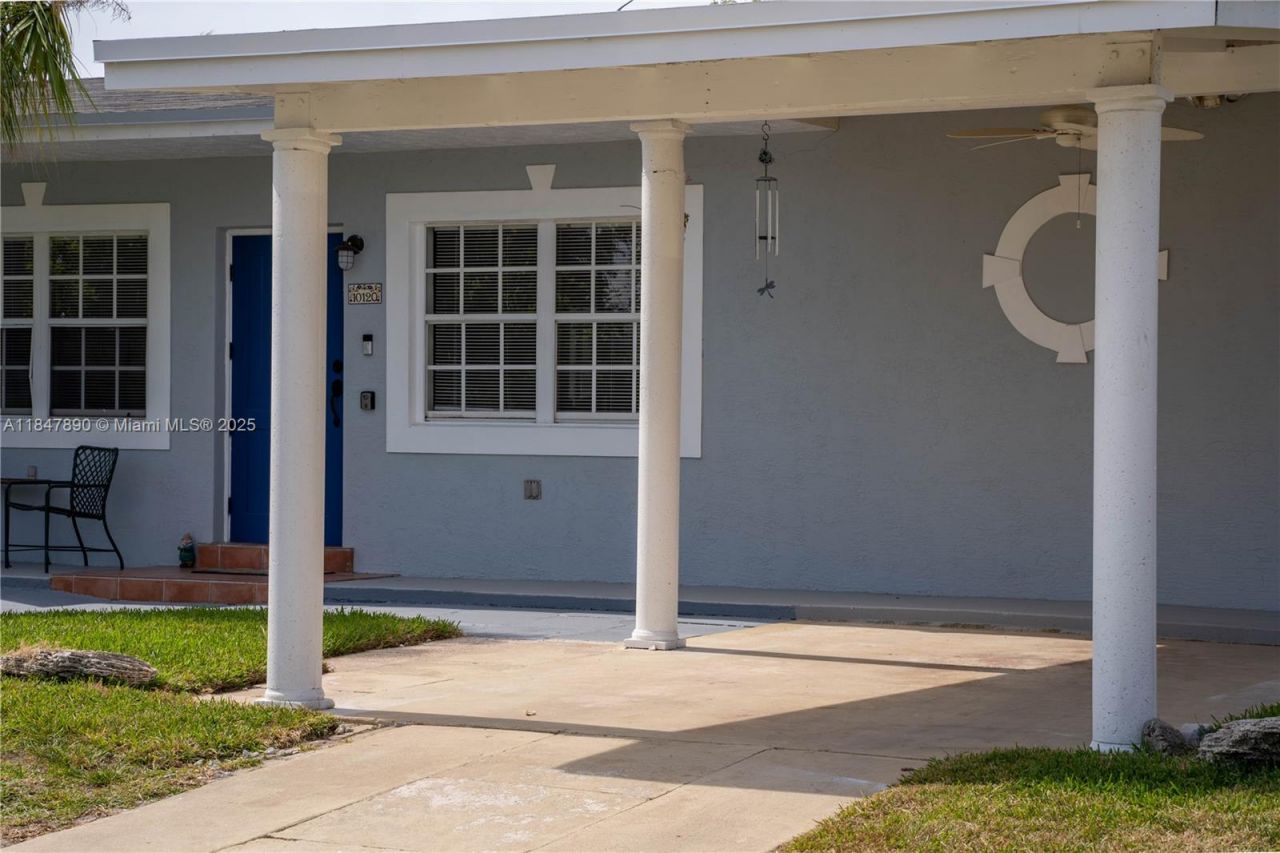 10120 Nicaragua Dr, Cutler Bay, FL 33189 Photo