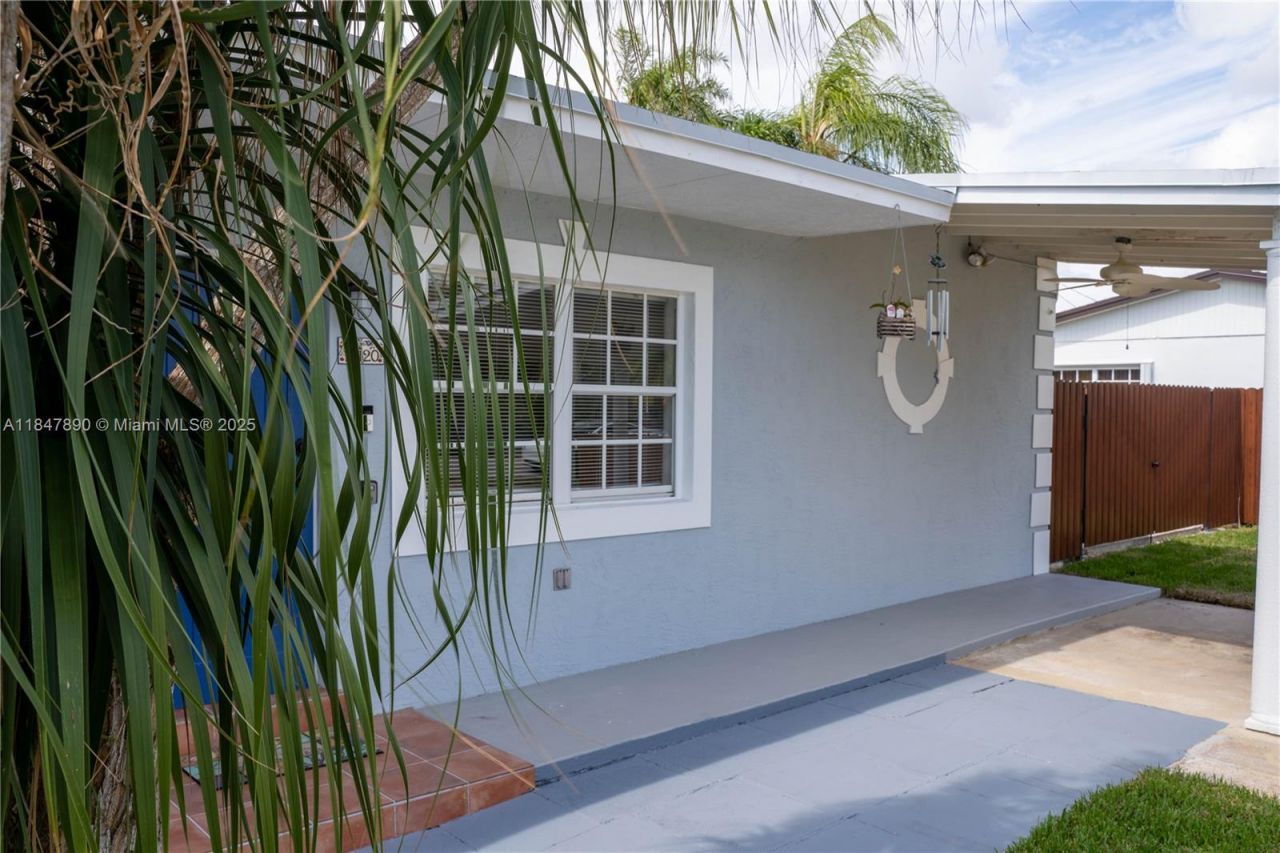 10120 Nicaragua Dr, Cutler Bay, FL 33189 Photo