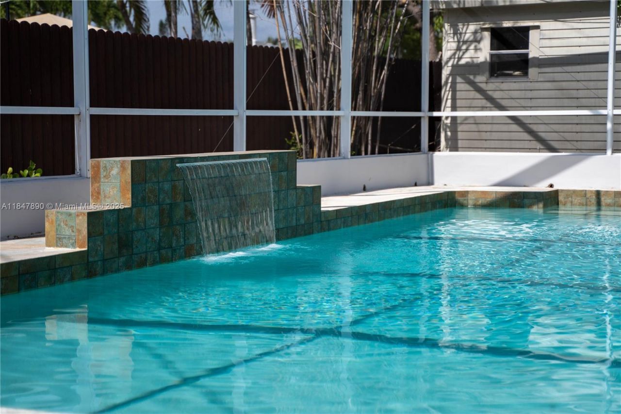 10120 Nicaragua Dr, Cutler Bay, FL 33189 Photo