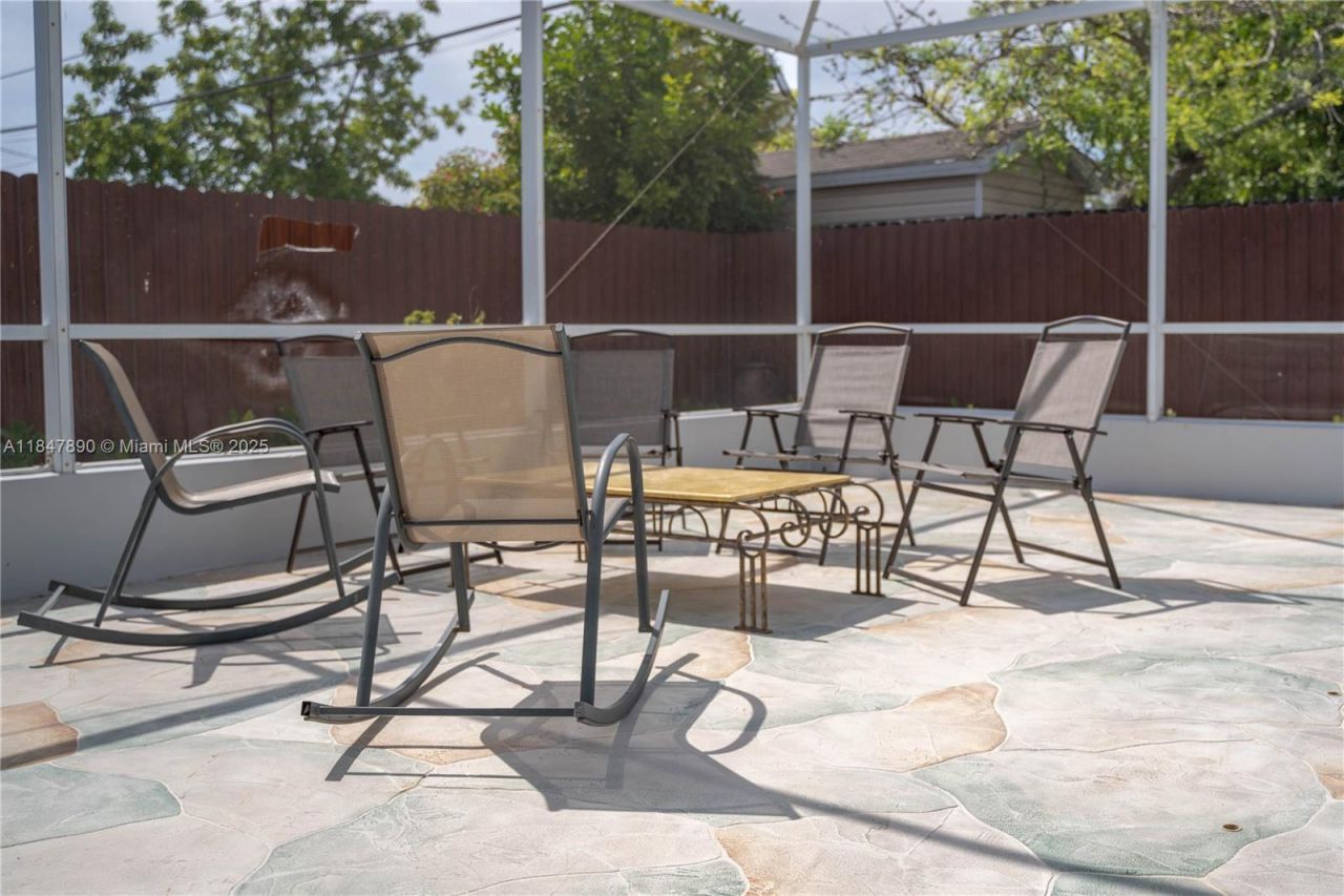 10120 Nicaragua Dr, Cutler Bay, FL 33189 Photo