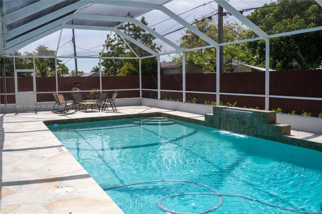 10120 Nicaragua Dr, Cutler Bay, FL 33189 Photo