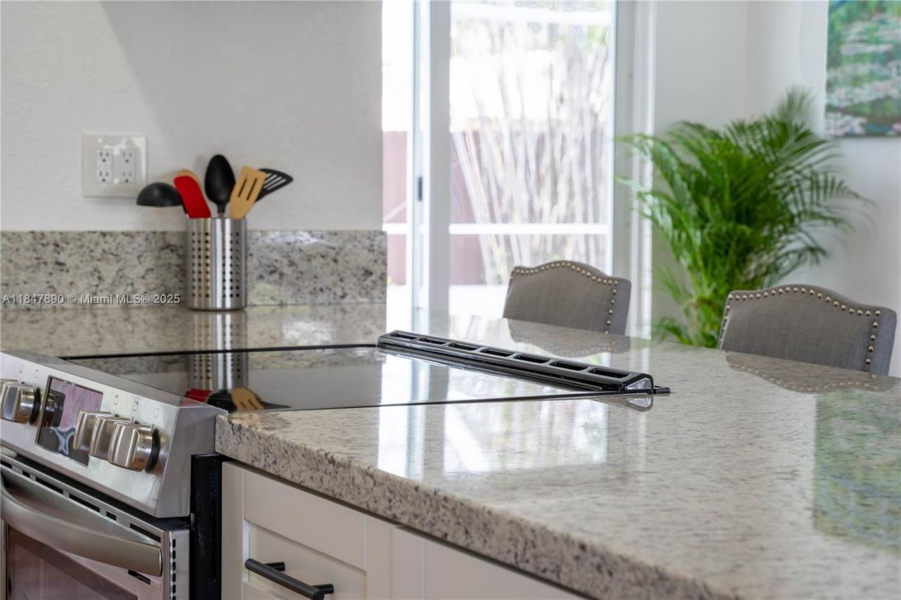 10120 Nicaragua Dr, Cutler Bay, FL 33189 Photo