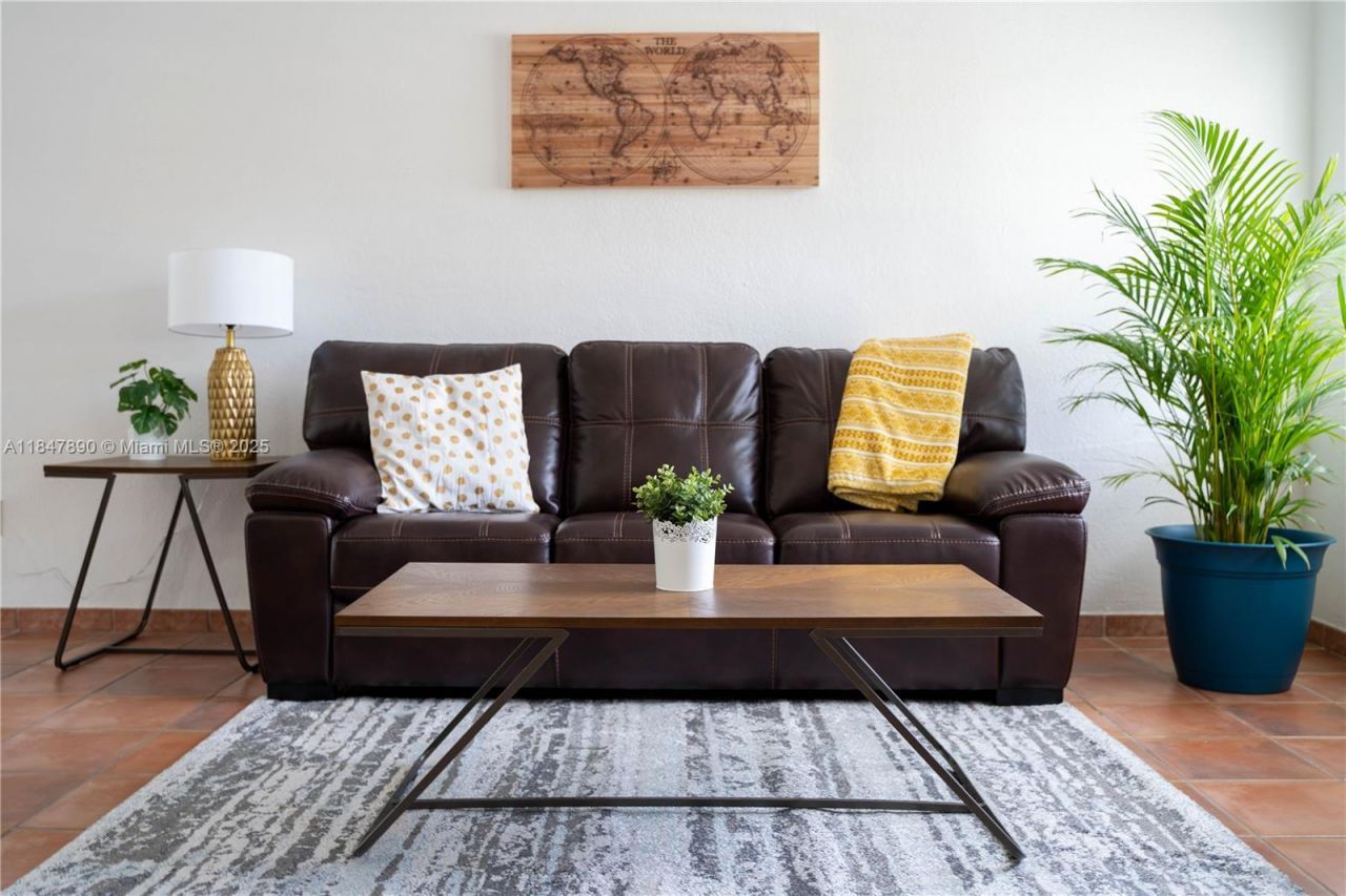 10120 Nicaragua Dr, Cutler Bay, FL 33189 Photo