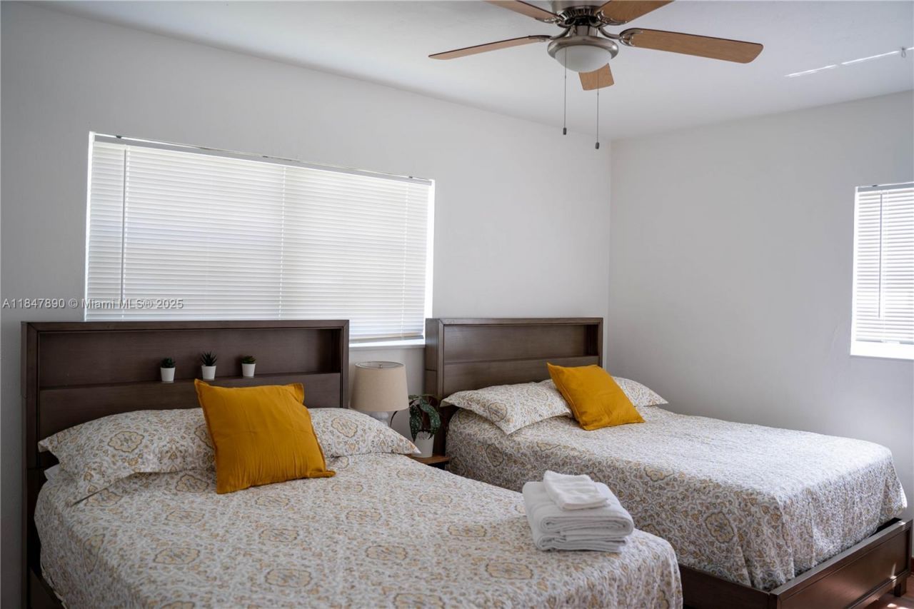 10120 Nicaragua Dr, Cutler Bay, FL 33189 Photo