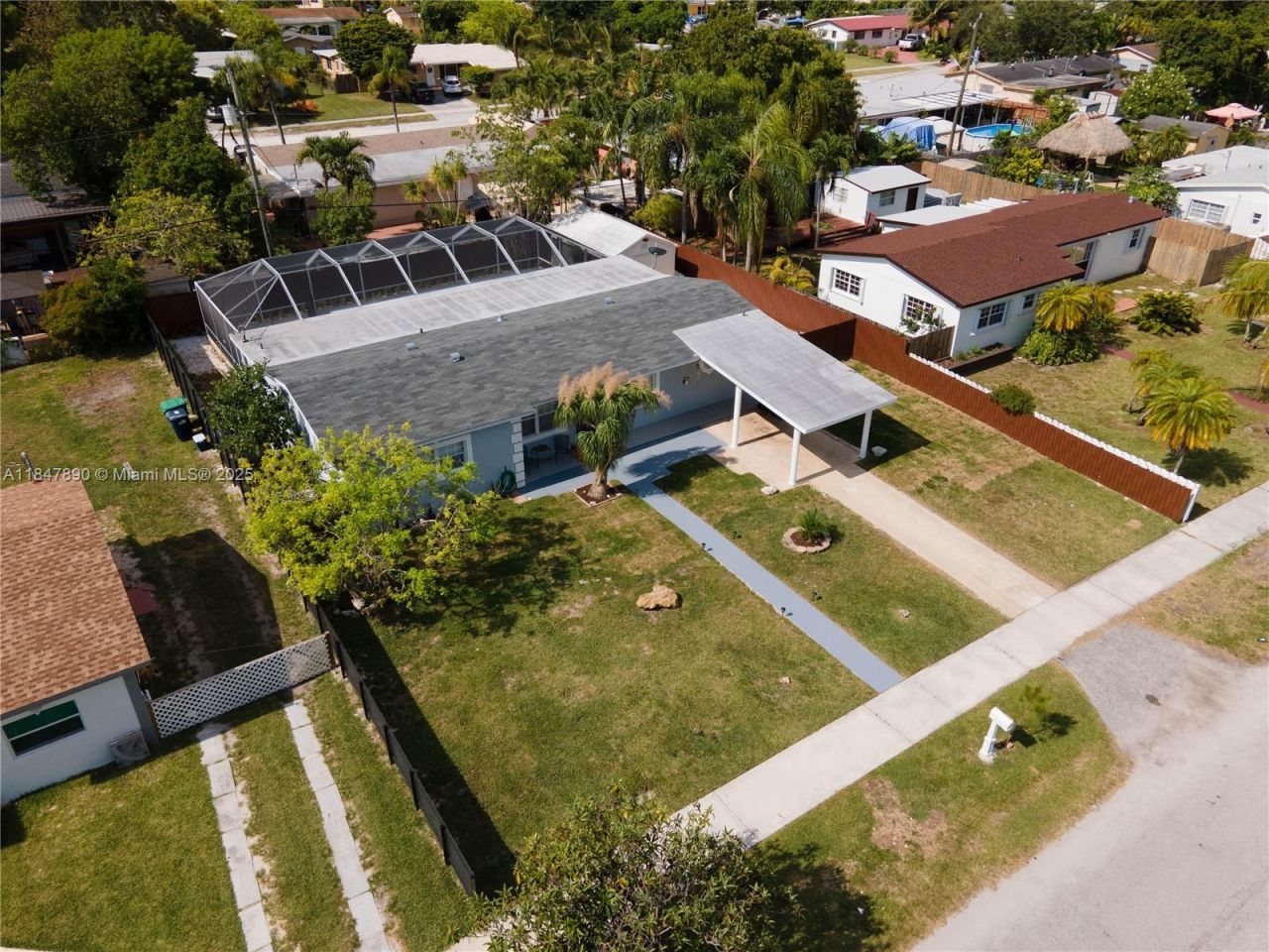 10120 Nicaragua Dr, Cutler Bay, FL 33189 Photo