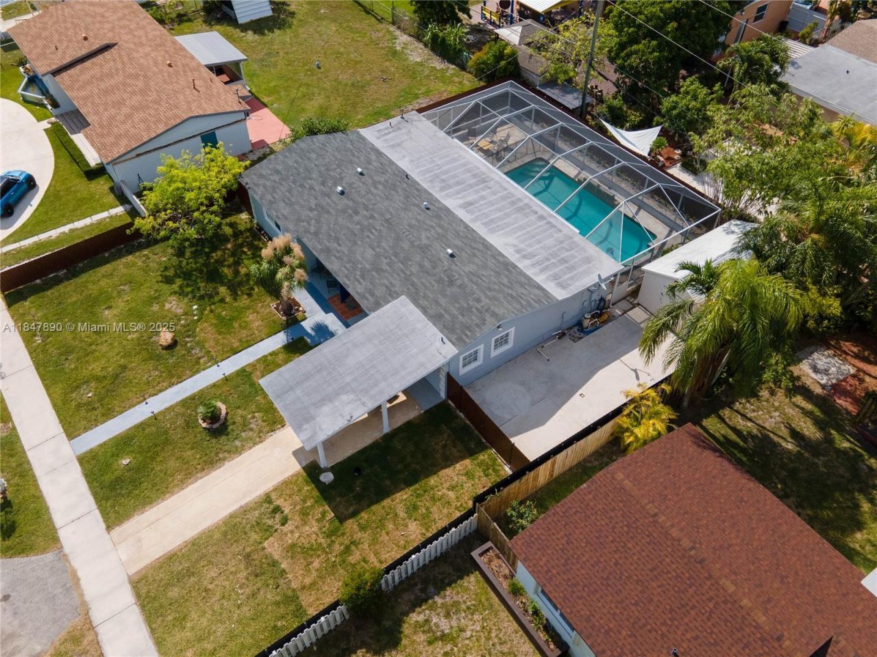 10120 Nicaragua Dr, Cutler Bay, FL 33189 Photo