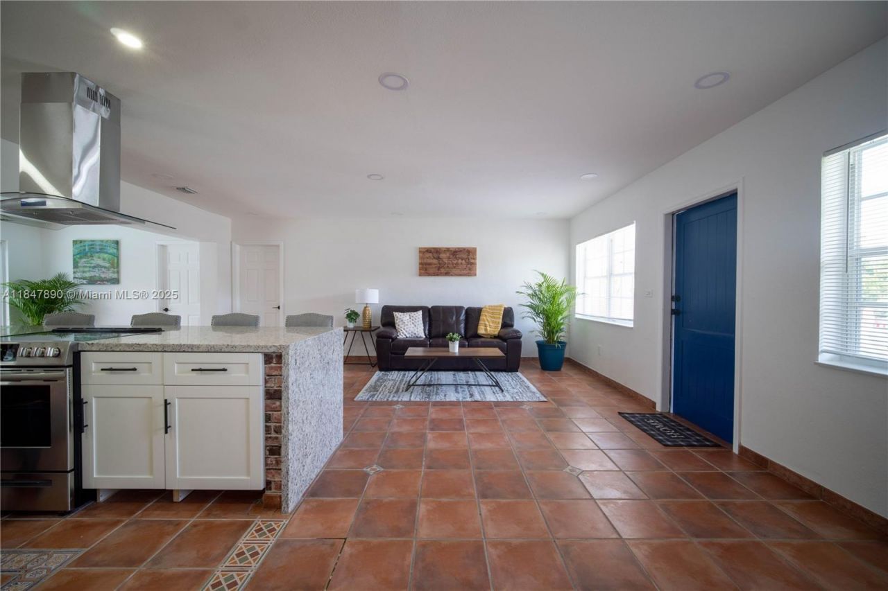 10120 Nicaragua Dr, Cutler Bay, FL 33189 Photo