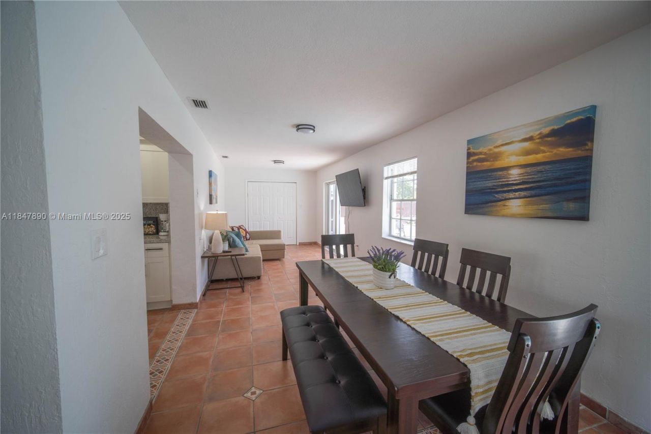 10120 Nicaragua Dr, Cutler Bay, FL 33189 Photo