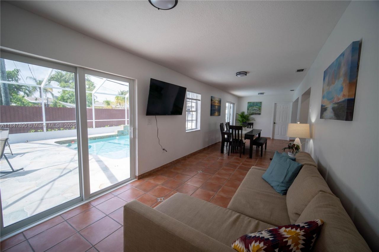 10120 Nicaragua Dr, Cutler Bay, FL 33189 Photo