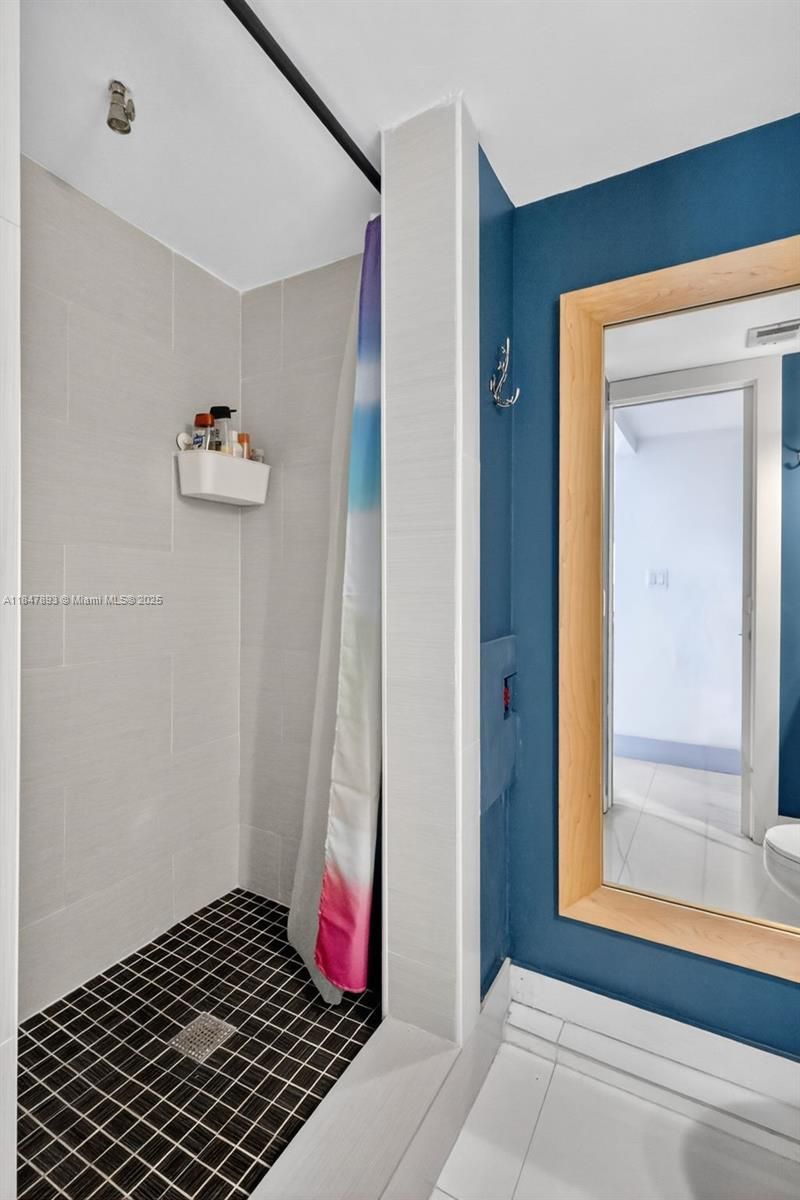 1245 West Ave, Unit 401, Miami Beach, FL 33139 Photo