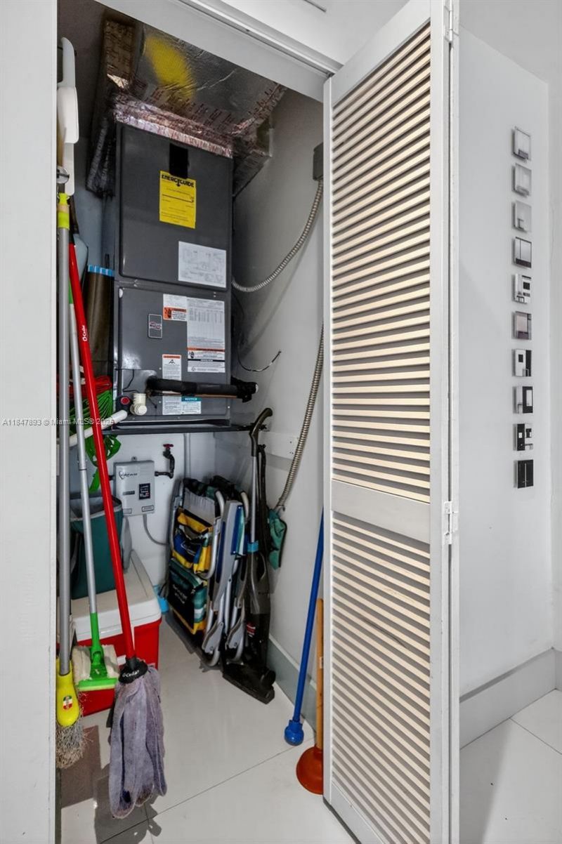 1245 West Ave, Unit 401, Miami Beach, FL 33139 Photo