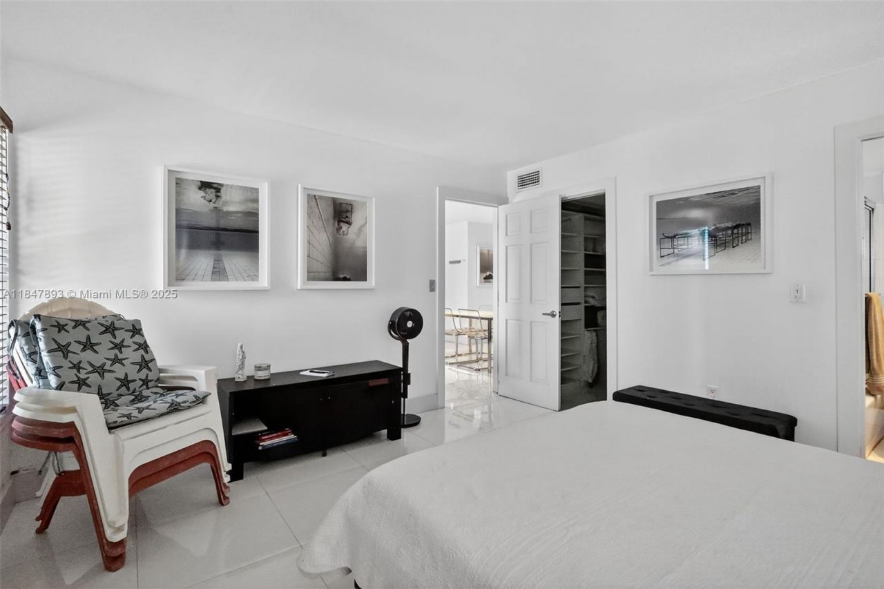 1245 West Ave, Unit 401, Miami Beach, FL 33139 Photo