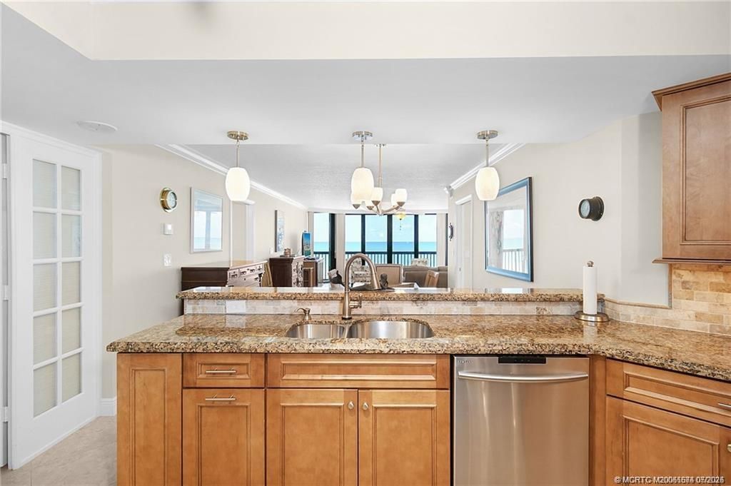 9550 S Ocean Drive, Unit 705, Jensen Beach, FL 34957 Photo