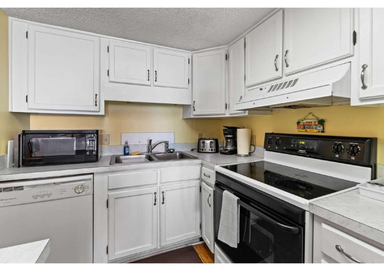 1514 N Waccamaw Dr. Photo 7