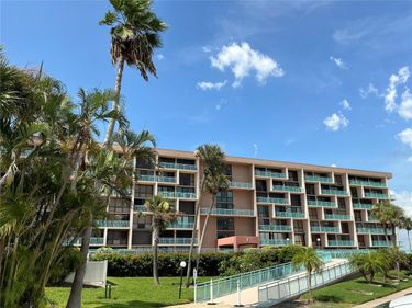 1 KEY CAPRI, Unit 213E, TREASURE ISLAND, FL 33706