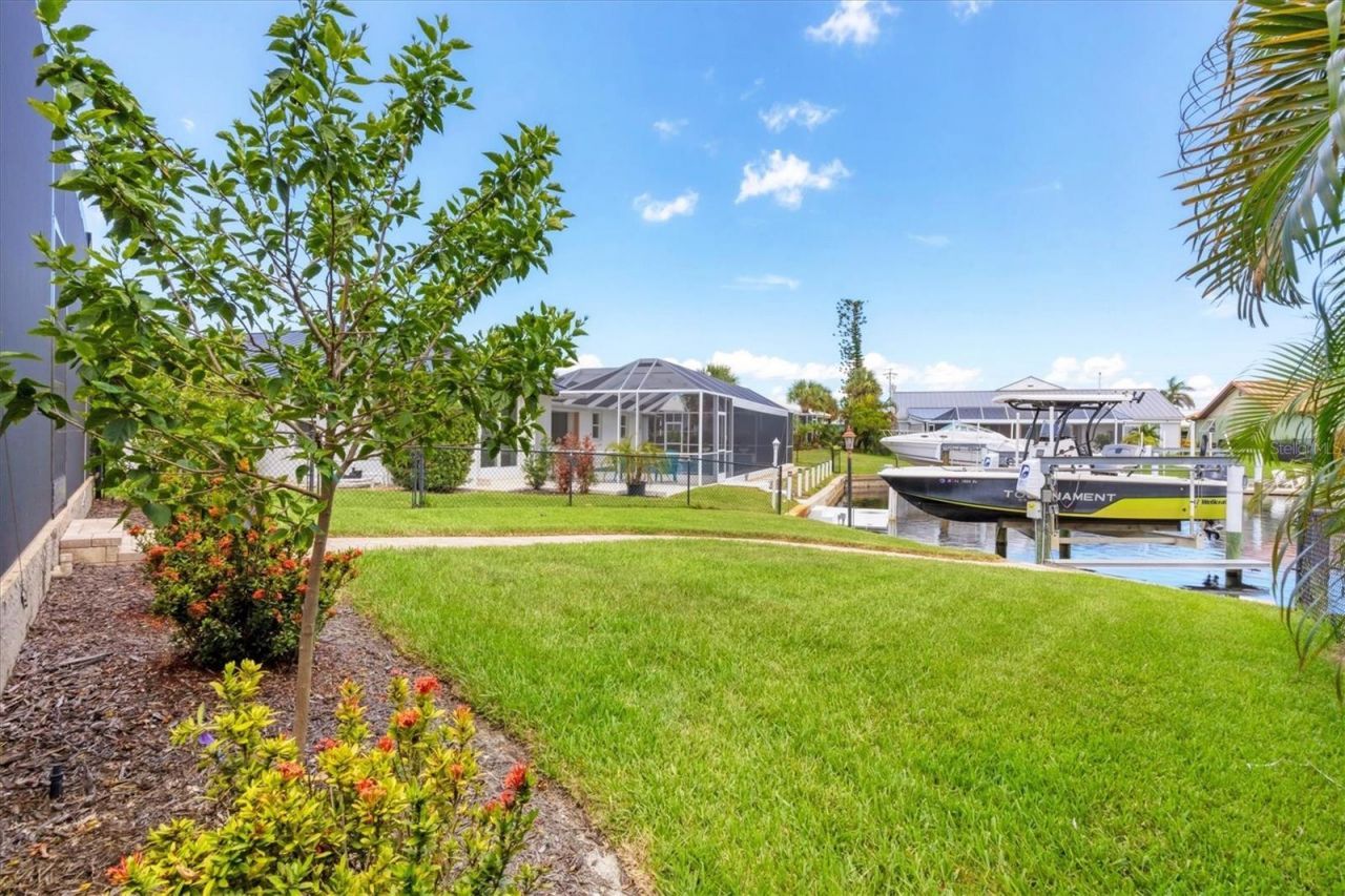 2310 Via Venice, Punta Gorda, FL 33950 Photo
