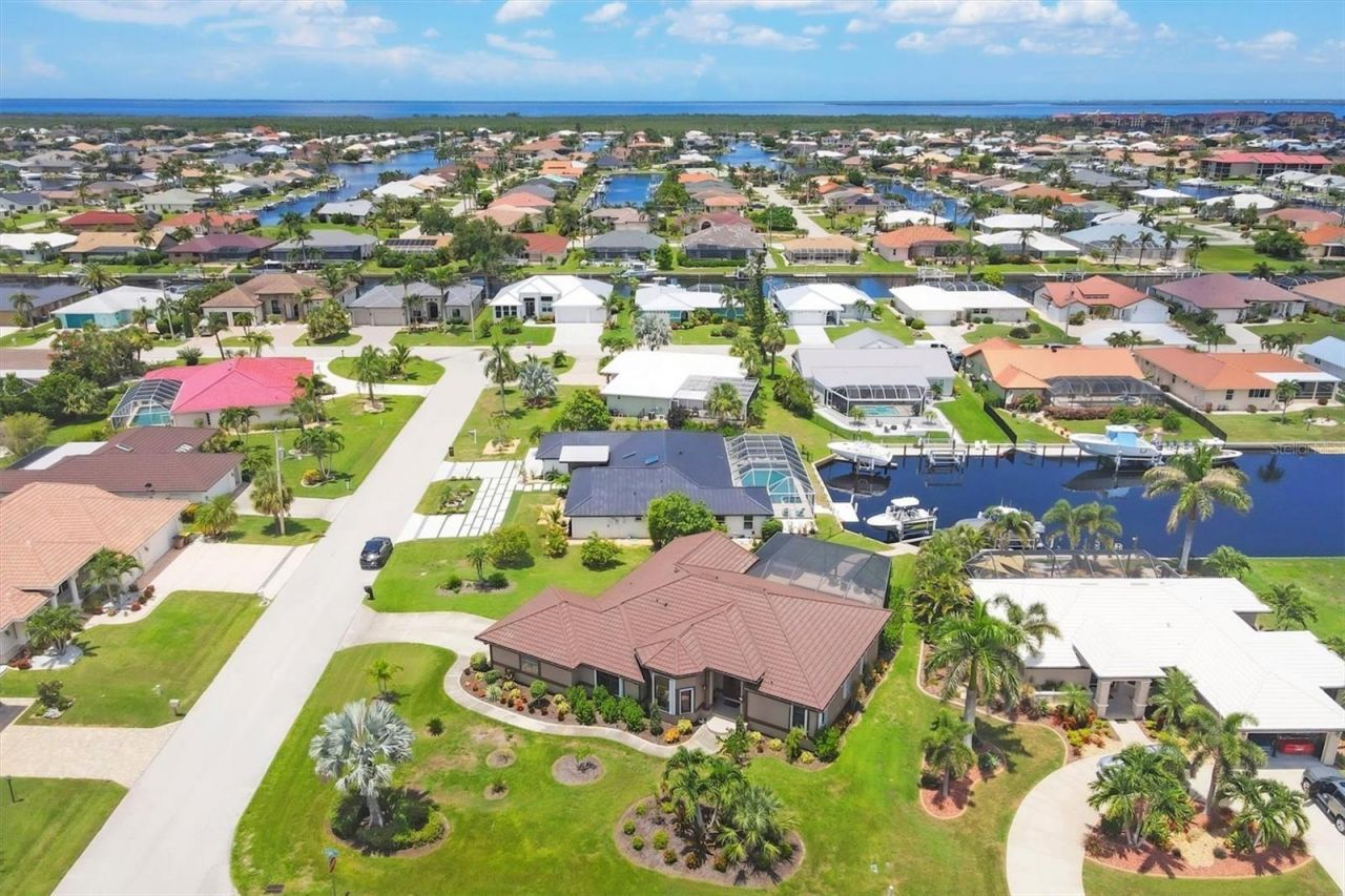 2310 Via Venice, Punta Gorda, FL 33950 Photo