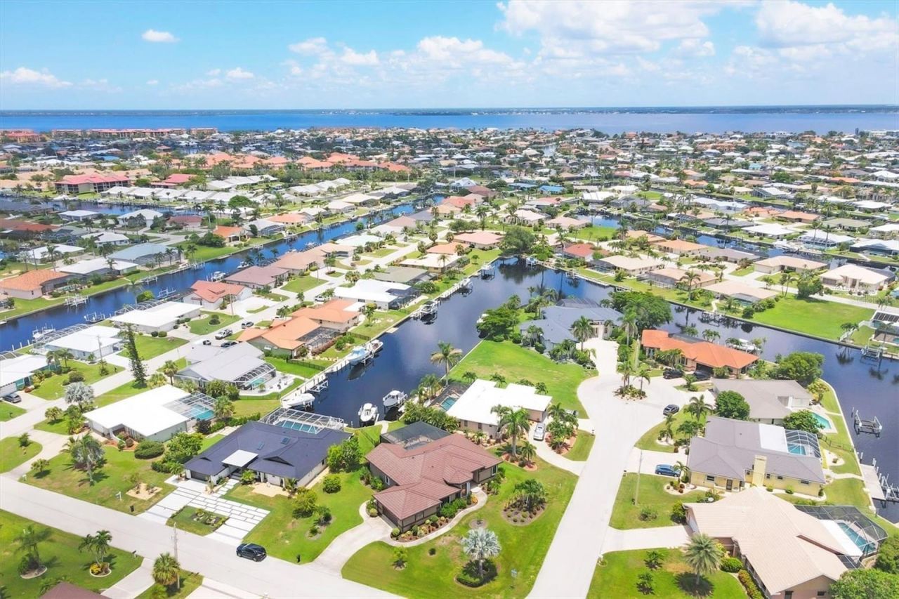 2310 Via Venice, Punta Gorda, FL 33950 Photo