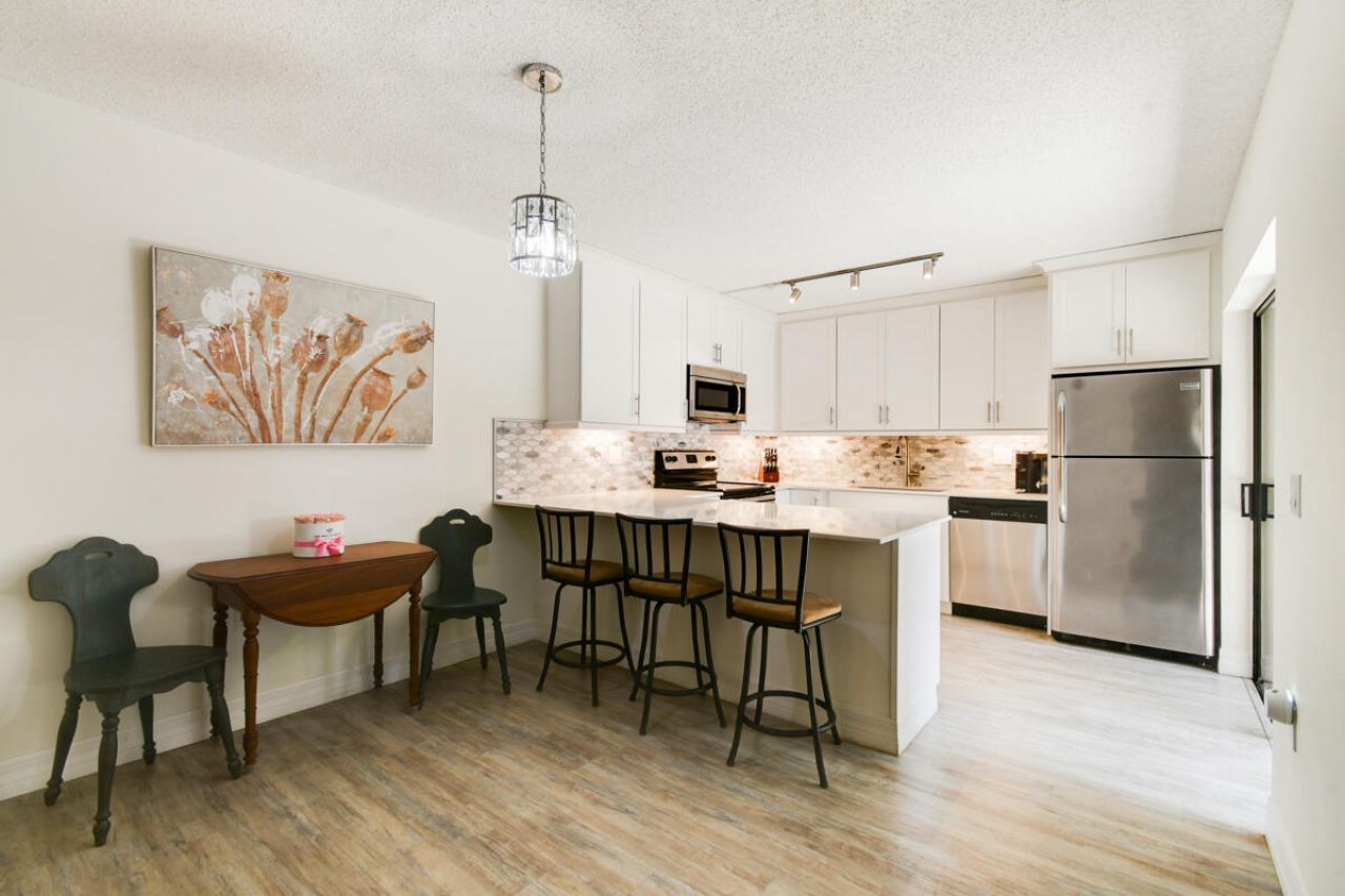 630 6th Terrace, Palm Beach Gardens, FL 33418 Photo