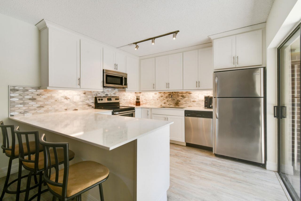 630 6th Terrace, Palm Beach Gardens, FL 33418 Photo