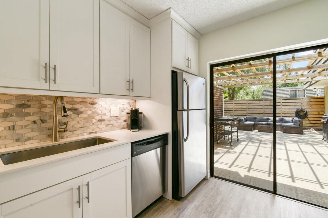 630 6th Terrace, Palm Beach Gardens, FL 33418 Photo