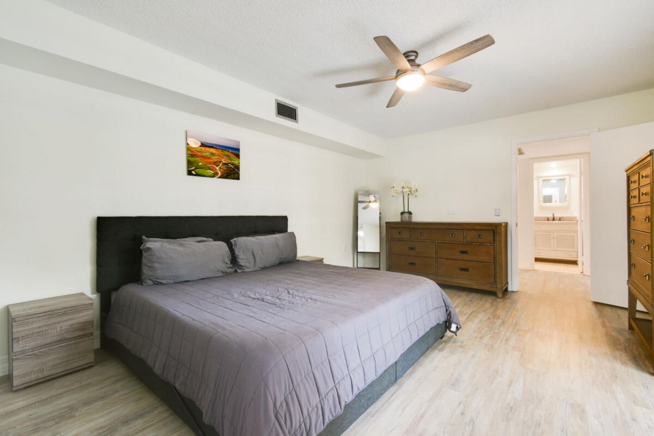 630 6th Terrace, Palm Beach Gardens, FL 33418 Photo