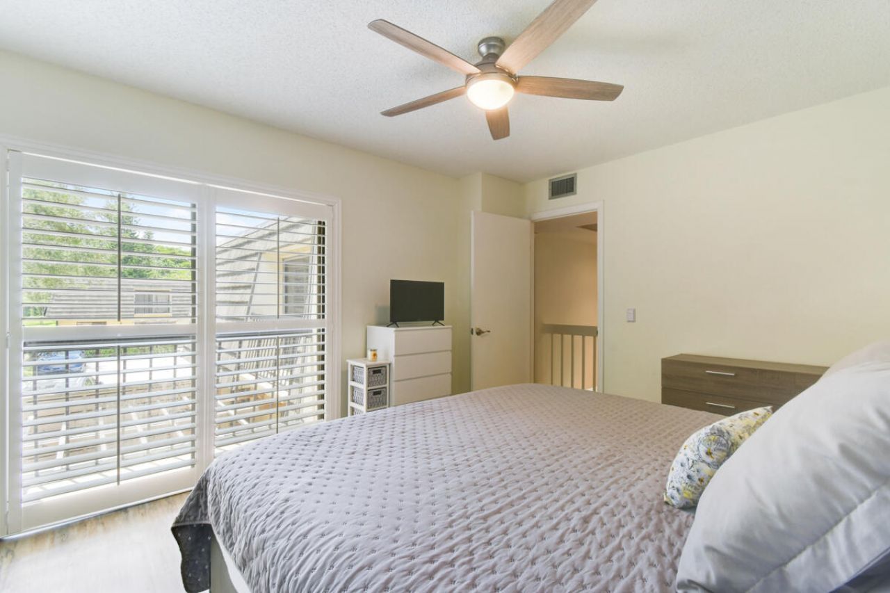 630 6th Terrace, Palm Beach Gardens, FL 33418 Photo