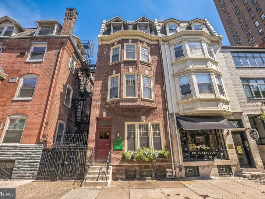 2047 Locust Street, Philadelphia, PA 19103 Main Photo
