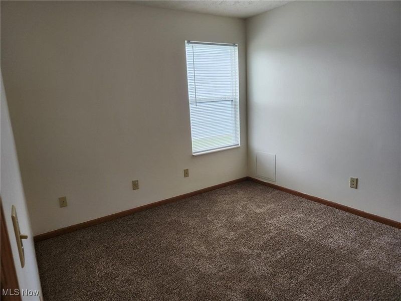 2831 Benford Lane, Youngstown, OH 44505 Photo 10