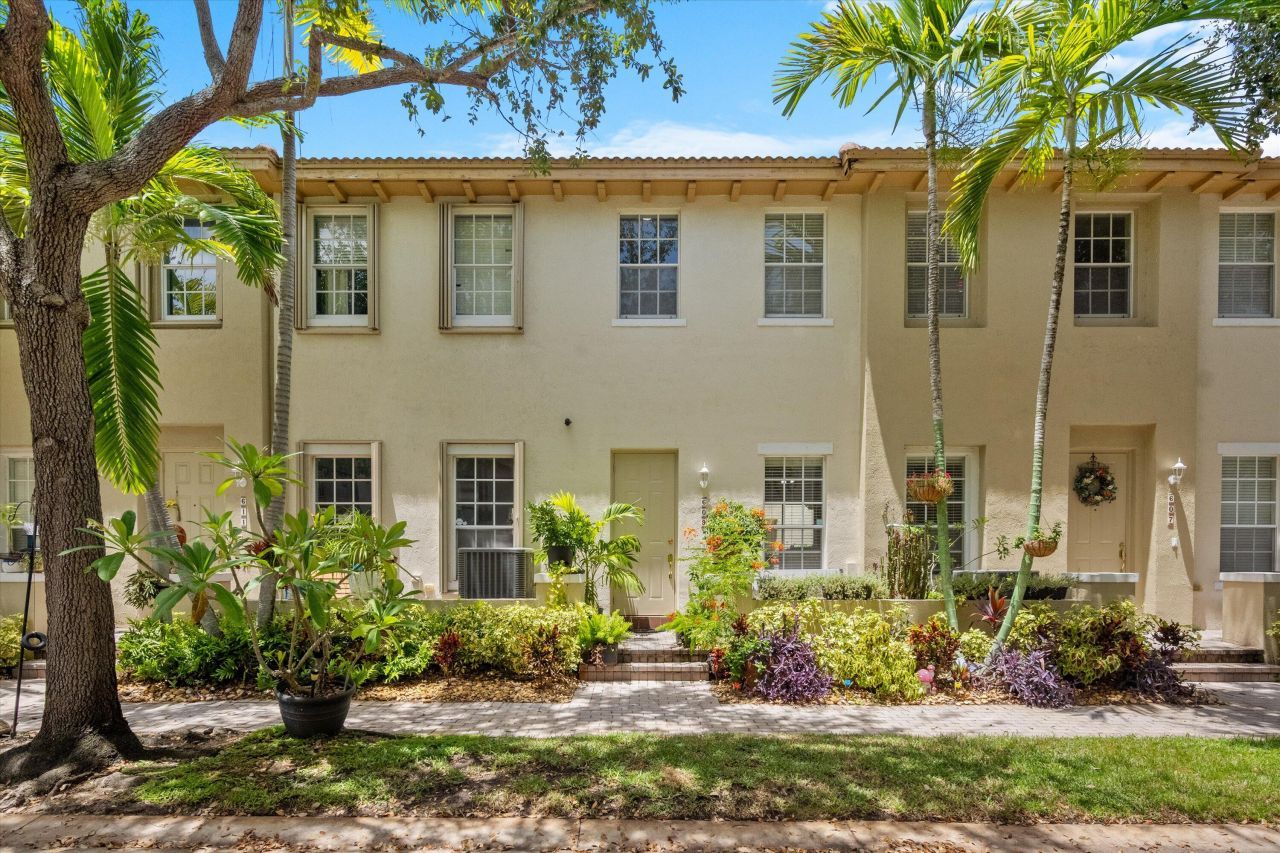 609 NW 24th Avenue, Boynton Beach, FL 33426 Photo