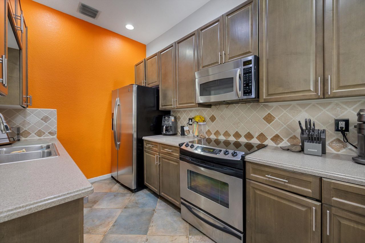 609 NW 24th Avenue, Boynton Beach, FL 33426 Photo