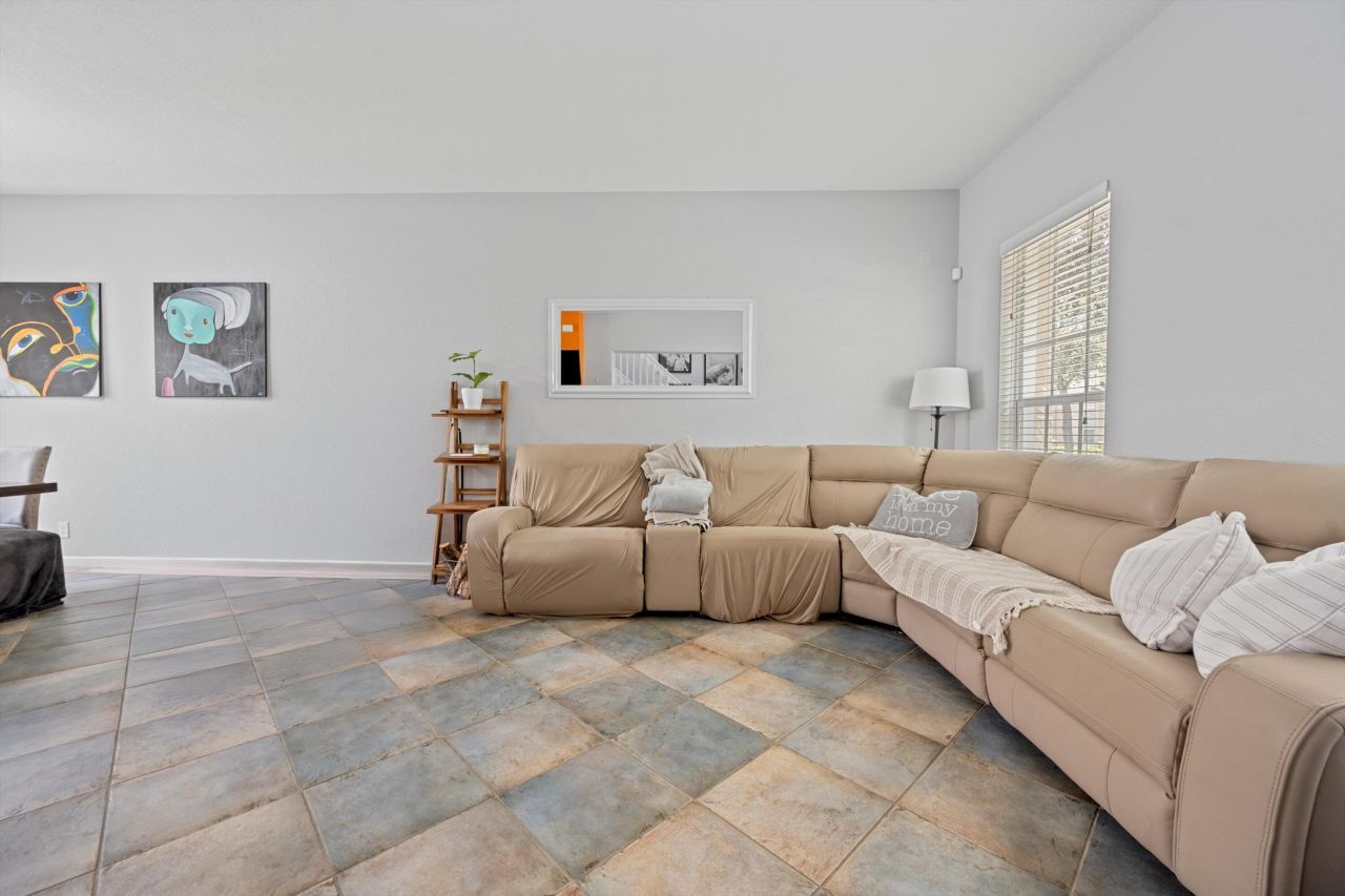 609 NW 24th Avenue, Boynton Beach, FL 33426 Photo