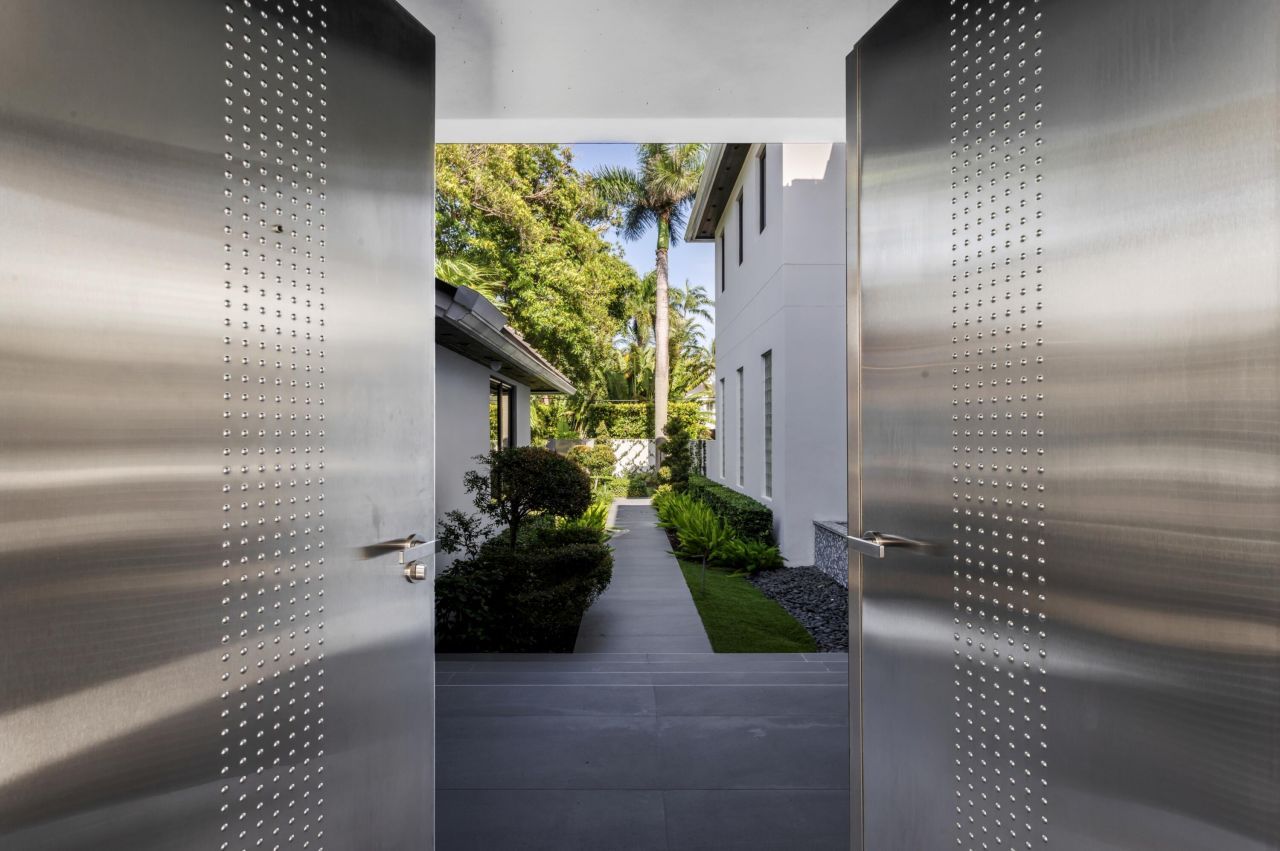 201 Palm Trail, Delray Beach, FL 33483 Photo