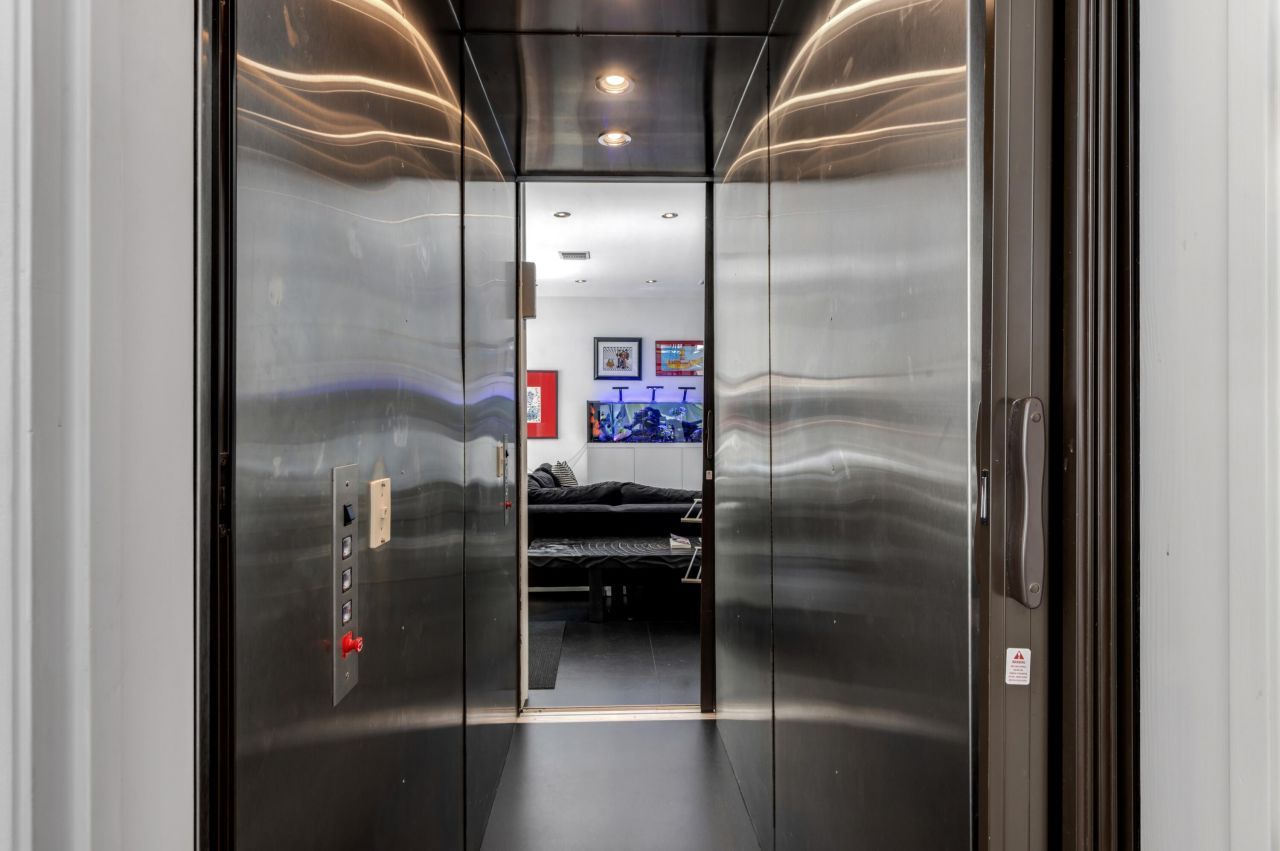 201 Palm Trail, Delray Beach, FL 33483 Photo