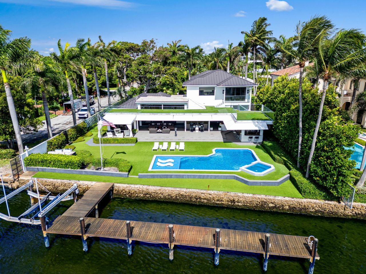 201 Palm Trail, Delray Beach, FL 33483 Photo