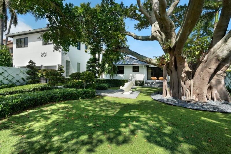 201 Palm Trail, Delray Beach, FL 33483 Photo