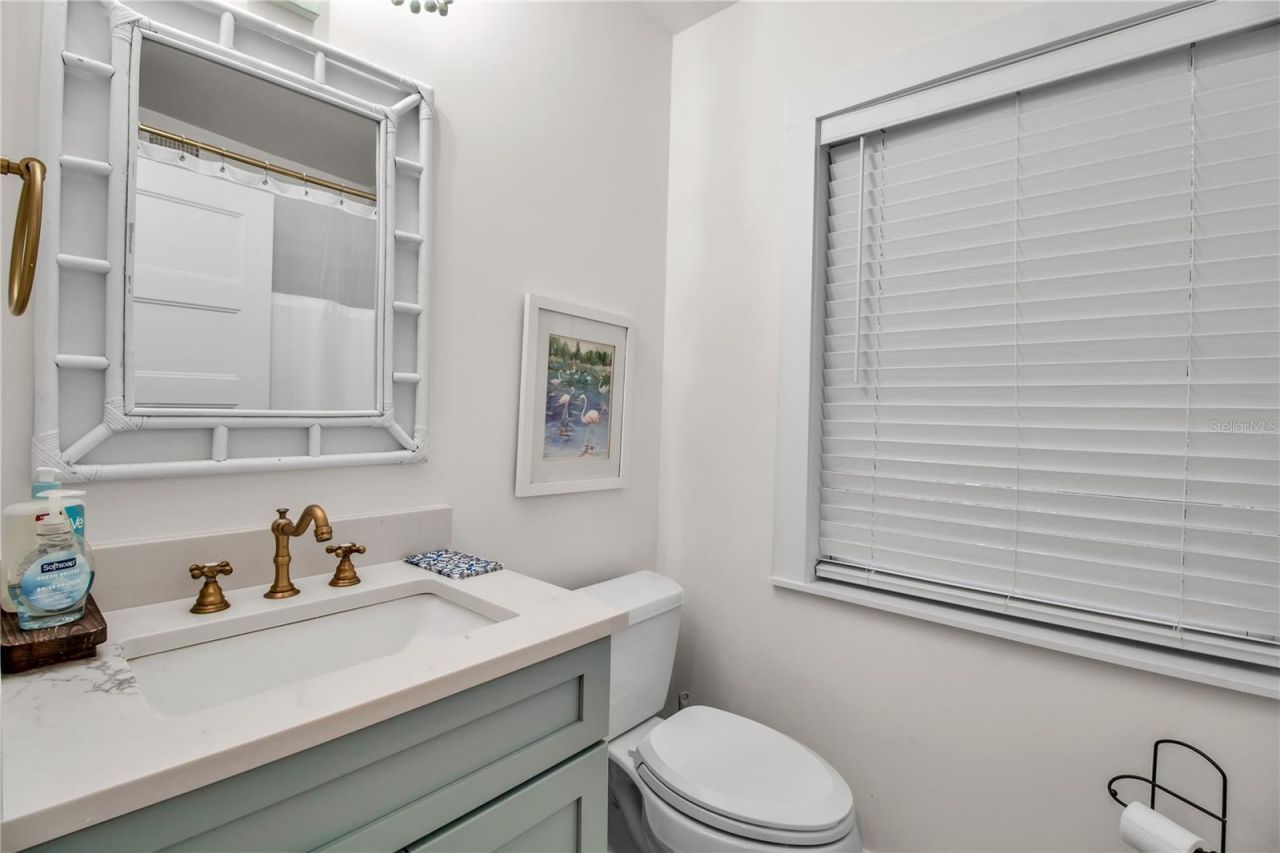 6979 Longboat Drive S, Longboat Key, FL 34228 Photo