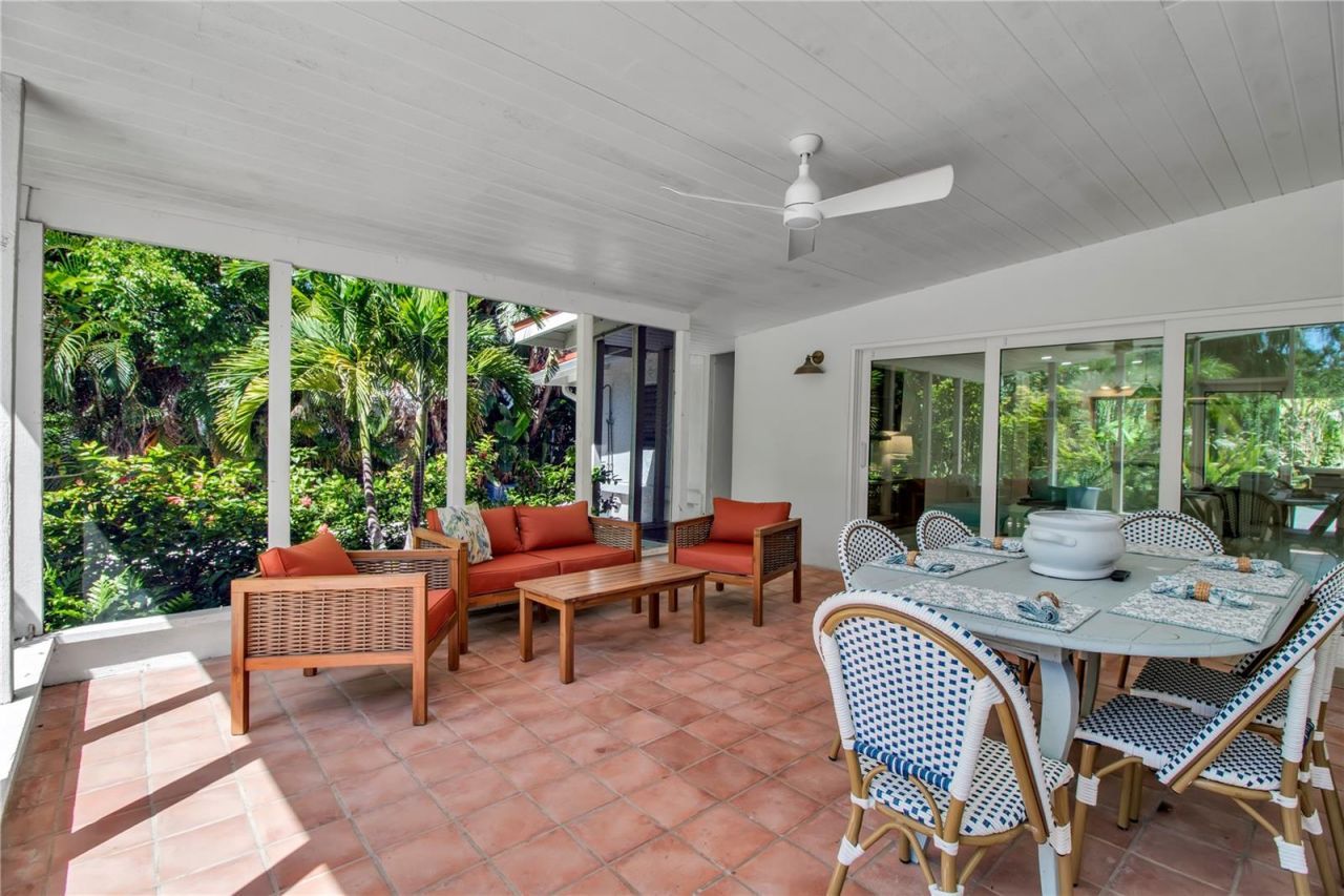 6979 Longboat Drive S, Longboat Key, FL 34228 Photo