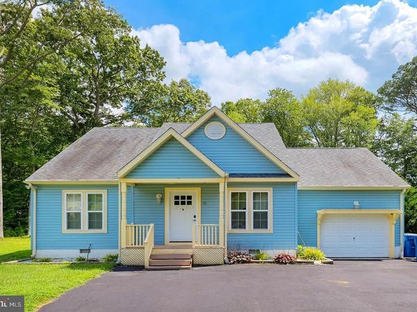 9 HOLLY COURT, BERLIN, MD 21811