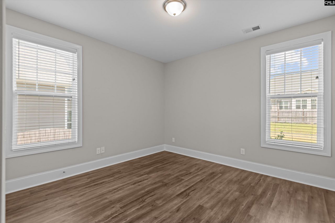 536 Sterling Brook Drive Photo 21