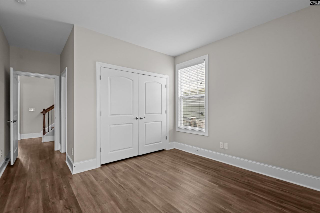 536 Sterling Brook Drive Photo 22