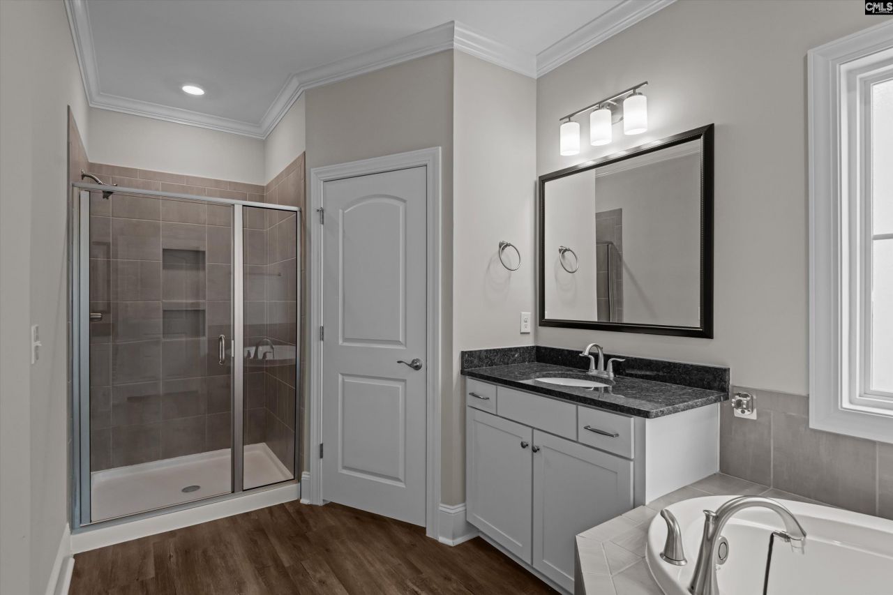 536 Sterling Brook Drive Photo 32