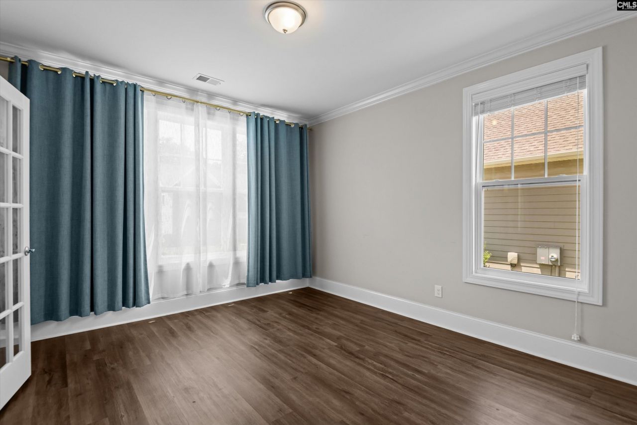 536 Sterling Brook Drive Photo 6