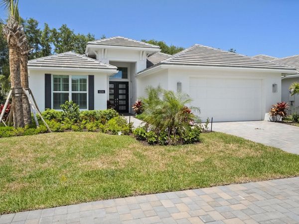 4226 Lucaya Pointe Way, Vero Beach, FL 32967