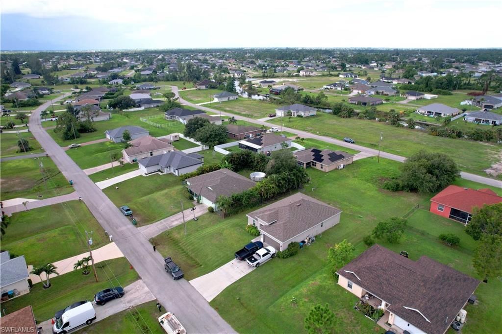 3744 NE 13th Pl, Cape Coral, FL 33909 Photo